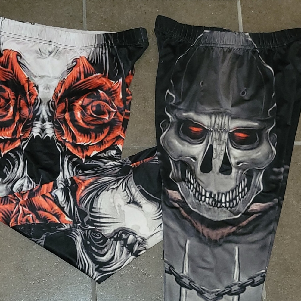 SKULL โ ๏ธ & ๐ฅ ROSES LEGGINGS <> SET OF 2 - Picture 11 of 16